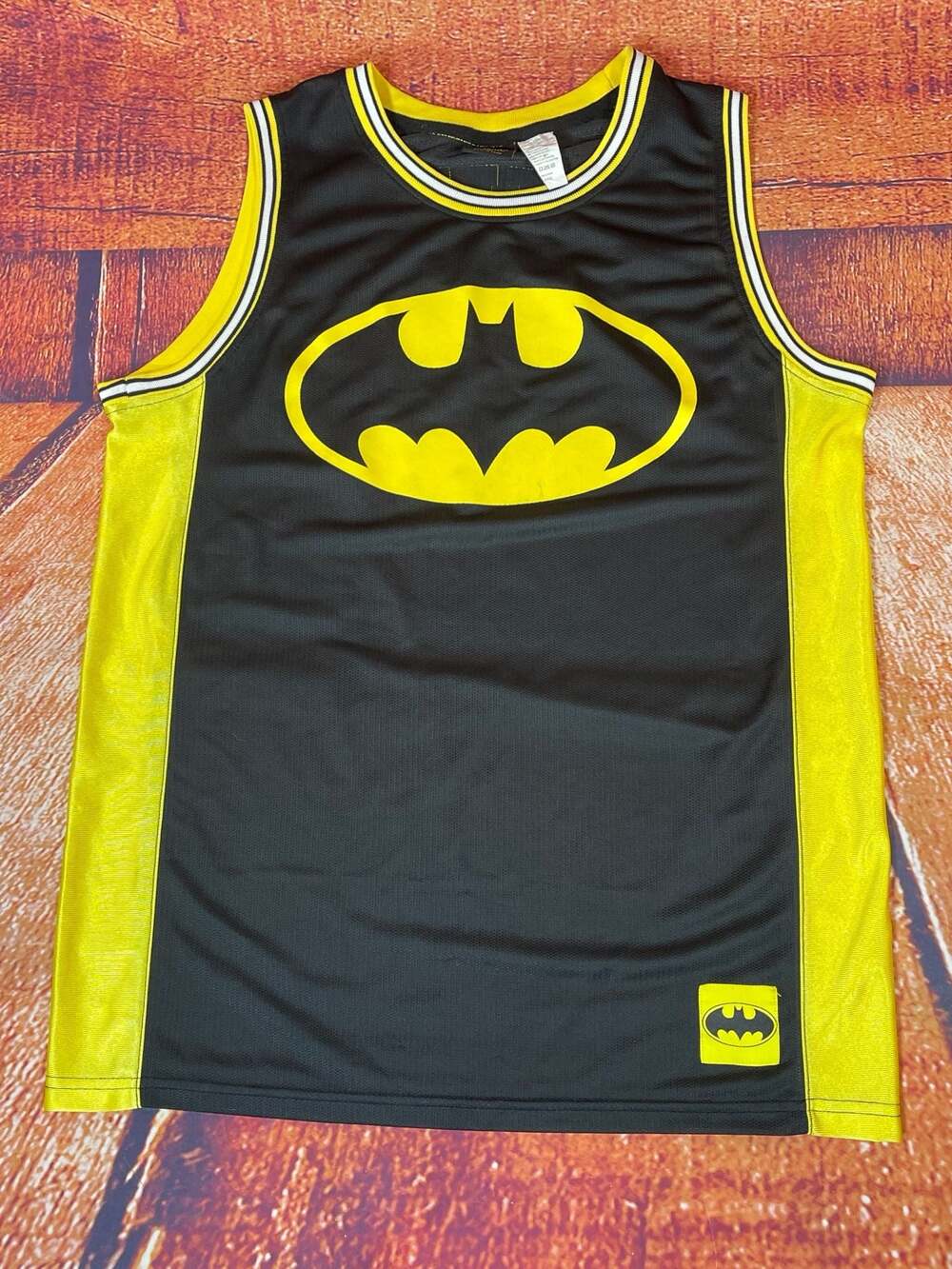 DC Comics Batman Basketball Jersey Black Yellow Size Large 42/44